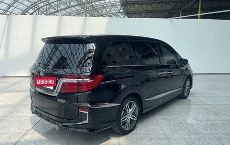 Honda Elysion, 2021 год, 2 850 000 рублей, 2 фотография