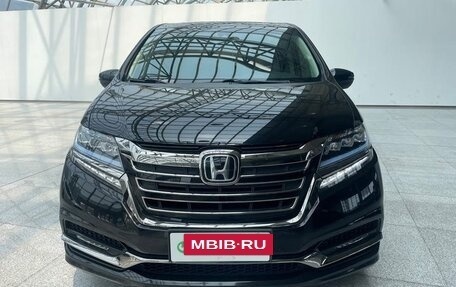 Honda Elysion, 2021 год, 2 850 000 рублей, 3 фотография