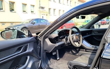 Porsche Taycan I, 2025 год, 31 500 000 рублей, 11 фотография