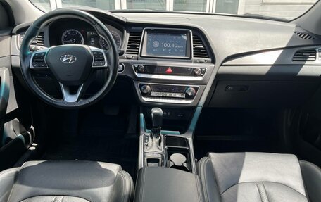 Hyundai Sonata VII, 2019 год, 1 970 000 рублей, 10 фотография