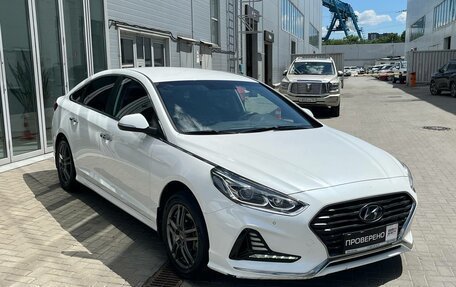 Hyundai Sonata VII, 2019 год, 1 970 000 рублей, 3 фотография