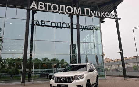 Toyota Land Cruiser Prado 150 рестайлинг 2, 2021 год, 7 490 000 рублей, 4 фотография