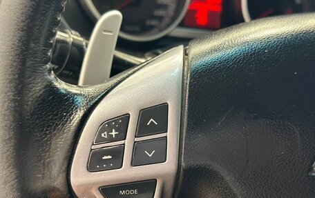 Mitsubishi Outlander III рестайлинг 3, 2008 год, 800 000 рублей, 15 фотография