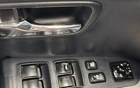Mitsubishi Outlander III рестайлинг 3, 2008 год, 800 000 рублей, 13 фотография
