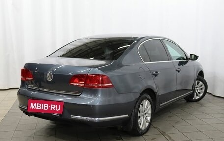 Volkswagen Passat B7, 2011 год, 849 000 рублей, 3 фотография