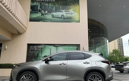 Lexus NX, 2024 год, 4 650 000 рублей, 4 фотография