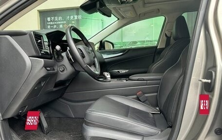 Lexus NX, 2024 год, 4 650 000 рублей, 12 фотография
