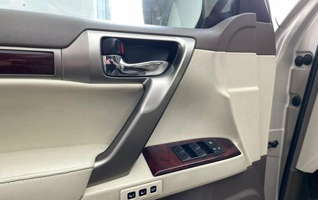 Lexus GX II, 2011 год, 3 600 000 рублей, 14 фотография