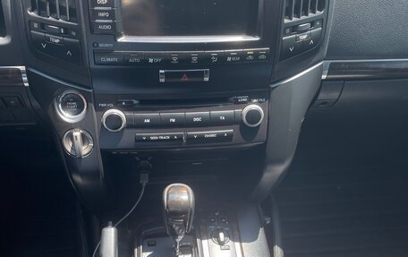 Toyota Land Cruiser 200, 2007 год, 3 900 000 рублей, 8 фотография