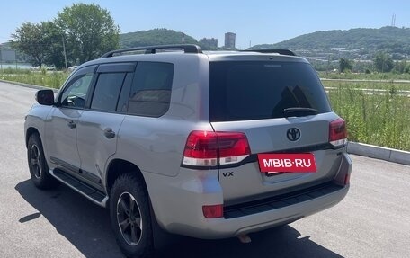 Toyota Land Cruiser 200, 2007 год, 3 900 000 рублей, 21 фотография