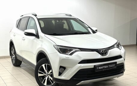 Toyota RAV4, 2017 год, 2 597 000 рублей, 3 фотография
