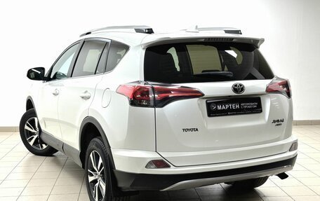Toyota RAV4, 2017 год, 2 597 000 рублей, 6 фотография