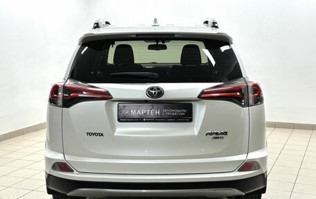 Toyota RAV4, 2017 год, 2 597 000 рублей, 5 фотография