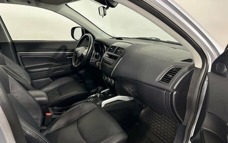 Mitsubishi ASX I рестайлинг, 2011 год, 1 000 000 рублей, 14 фотография