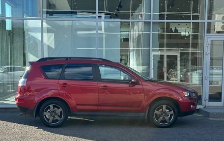 Mitsubishi Outlander III рестайлинг 3, 2011 год, 1 237 000 рублей, 8 фотография