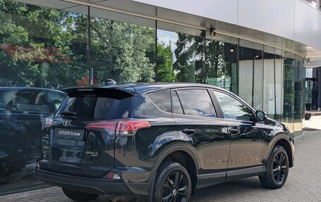 Toyota RAV4, 2017 год, 1 870 000 рублей, 4 фотография