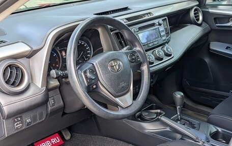 Toyota RAV4, 2017 год, 1 870 000 рублей, 9 фотография