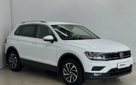 Volkswagen Tiguan II, 2018 год, 2 899 000 рублей, 9 фотография
