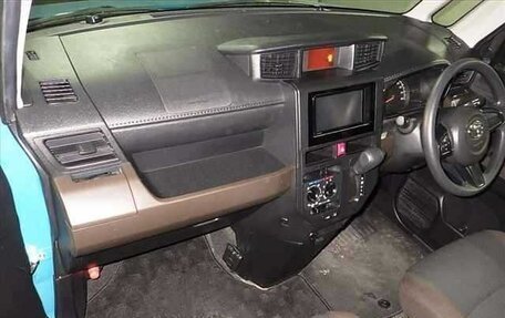 Toyota Roomy I, 2022 год, 625 000 рублей, 23 фотография