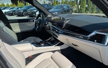 BMW X7, 2022 год, 10 100 000 рублей, 9 фотография