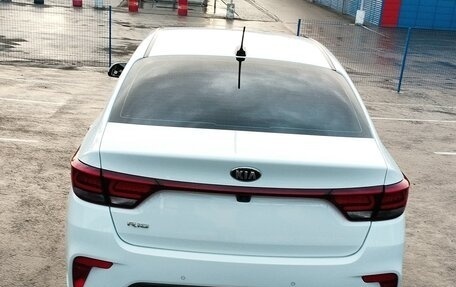 KIA Rio IV, 2018 год, 1 400 000 рублей, 10 фотография