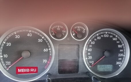 Volkswagen Passat B5+ рестайлинг, 2002 год, 340 000 рублей, 10 фотография