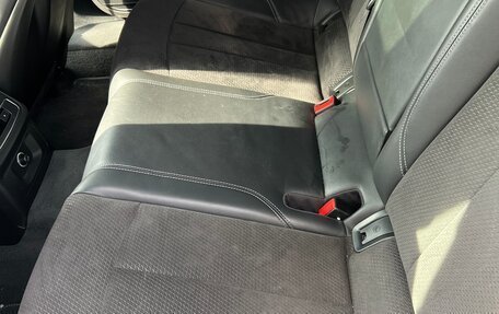 Audi A4, 2016 год, 2 950 000 рублей, 8 фотография