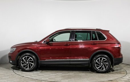 Volkswagen Tiguan II, 2018 год, 2 035 000 рублей, 8 фотография