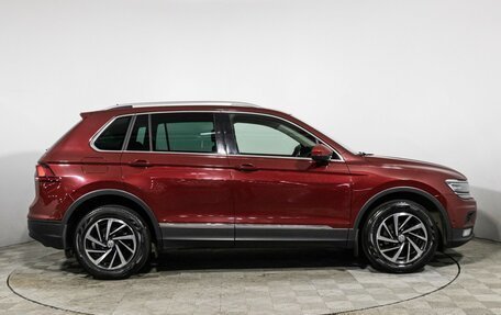 Volkswagen Tiguan II, 2018 год, 2 035 000 рублей, 4 фотография