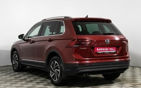 Volkswagen Tiguan II, 2018 год, 2 035 000 рублей, 7 фотография