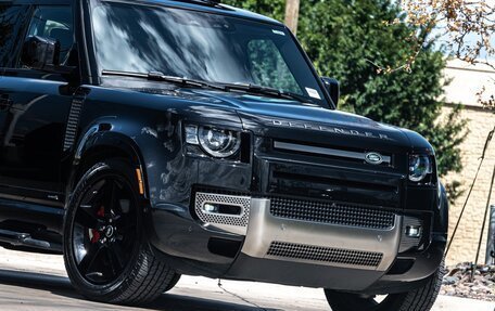 Land Rover Defender II, 2021 год, 7 489 364 рублей, 3 фотография