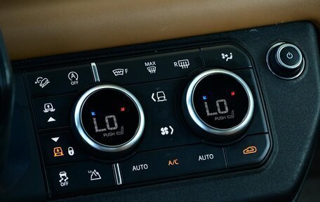 Land Rover Defender II, 2021 год, 7 489 364 рублей, 21 фотография