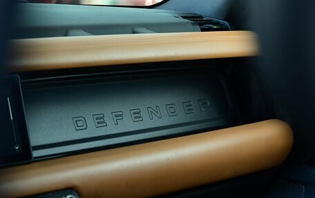 Land Rover Defender II, 2021 год, 7 489 364 рублей, 28 фотография