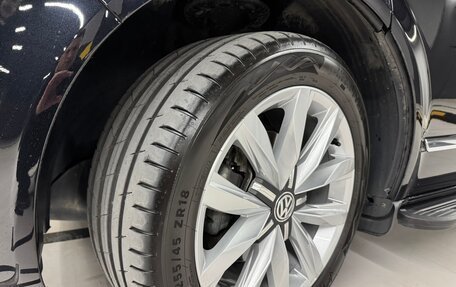 Volkswagen Multivan T6 рестайлинг, 2021 год, 7 450 000 рублей, 9 фотография