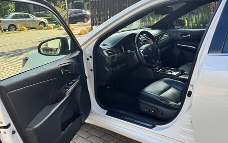 Toyota Camry, 2017 год, 2 100 000 рублей, 5 фотография