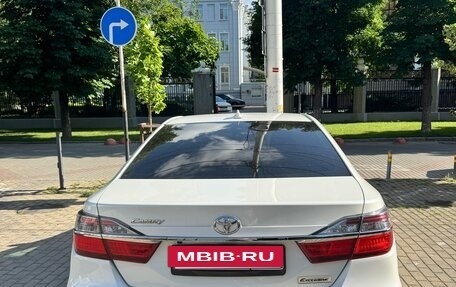 Toyota Camry, 2017 год, 2 100 000 рублей, 6 фотография
