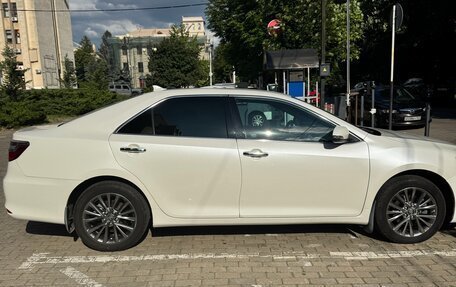 Toyota Camry, 2017 год, 2 100 000 рублей, 8 фотография