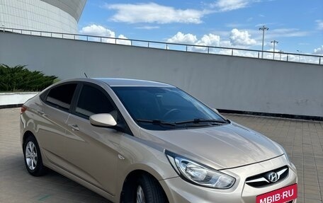 Hyundai Solaris II рестайлинг, 2013 год, 929 000 рублей, 2 фотография