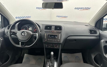 Volkswagen Polo VI (EU Market), 2017 год, 1 050 000 рублей, 5 фотография