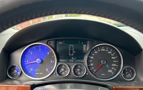 Volkswagen Touareg III, 2009 год, 1 095 000 рублей, 7 фотография