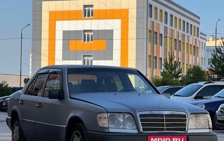 Mercedes-Benz E-Класс, 1992 год, 250 000 рублей, 1 фотография