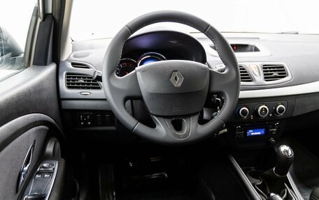 Renault Megane III, 2015 год, 868 000 рублей, 18 фотография
