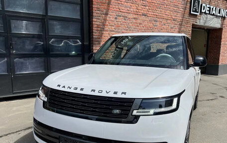 Land Rover Range Rover IV рестайлинг, 2023 год, 19 990 000 рублей, 3 фотография