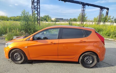 Hyundai Solaris II рестайлинг, 2015 год, 1 020 000 рублей, 6 фотография
