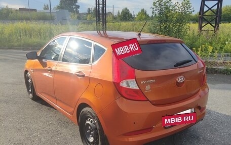 Hyundai Solaris II рестайлинг, 2015 год, 1 020 000 рублей, 14 фотография