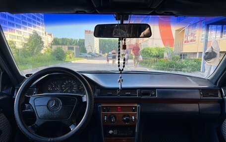 Mercedes-Benz E-Класс, 1992 год, 250 000 рублей, 6 фотография