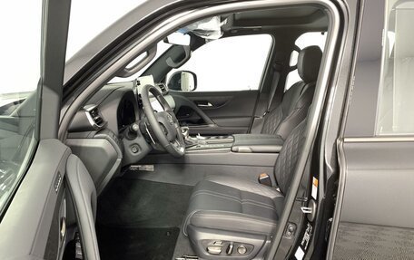 Lexus LX, 2024 год, 27 690 000 рублей, 9 фотография