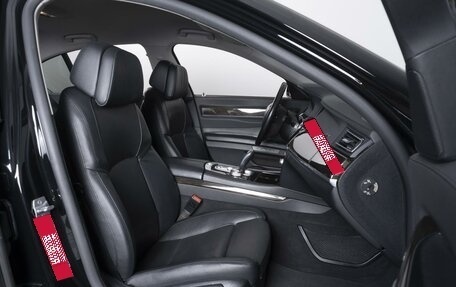 BMW 7 серия, 2013 год, 1 935 000 рублей, 12 фотография