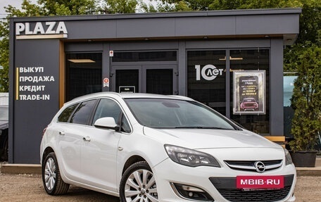 Opel Astra J, 2012 год, 749 000 рублей, 2 фотография
