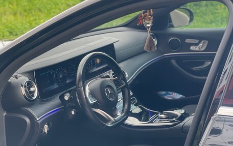 Mercedes-Benz E-Класс, 2016 год, 2 690 000 рублей, 9 фотография